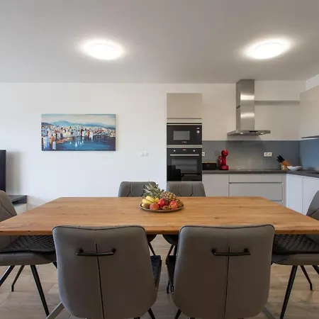 Hill Apartment Trogir