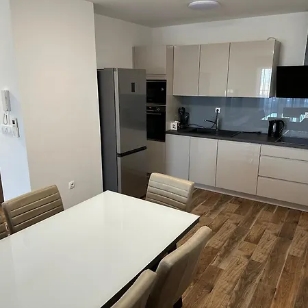 Apartman Hill *